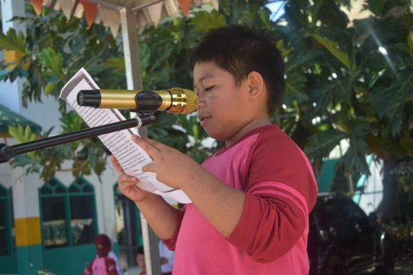 MIN 2 Tana Toraja Semarakkan Hari Sumpah Pemuda dengan Lomba dan Bakti Sosial