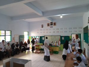 Suasana pemungutan suara